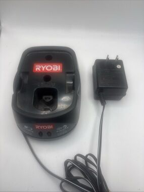 Ryobi Battery Charger Model 140295003 12 V.